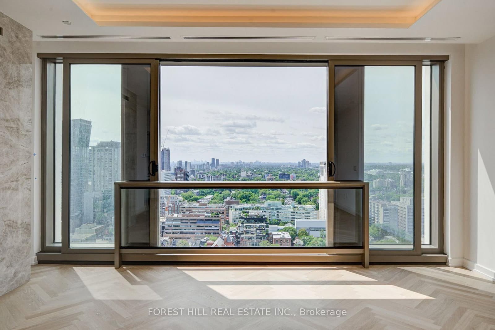 1315 Bay Street, Unit 2302 thumbnail 7