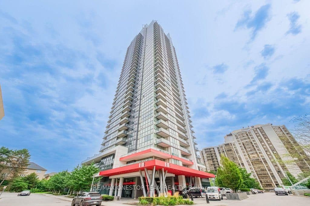 #811 - 88 Sheppard Avenue E