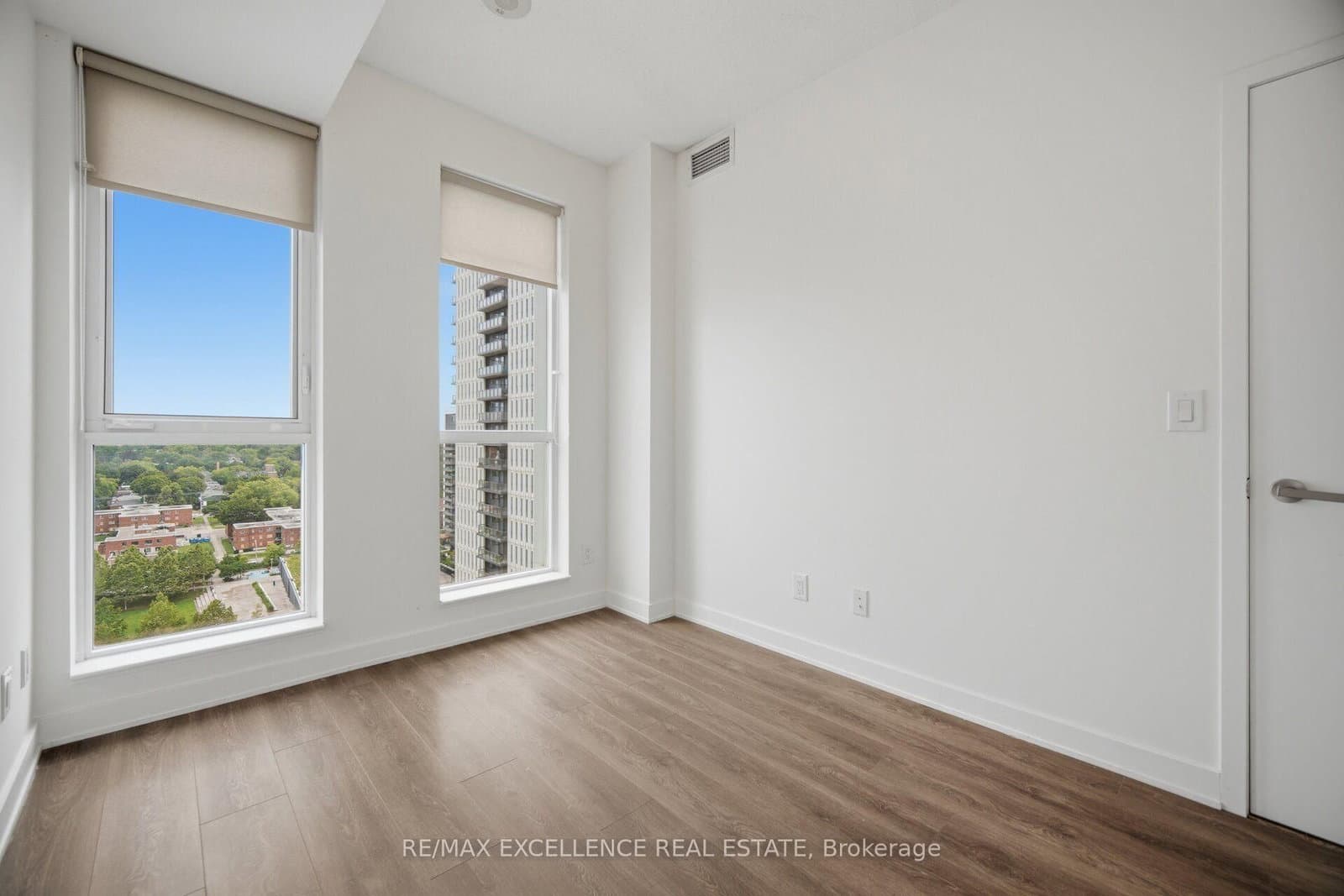 55 Regent Park Boulevard, Unit 1710 thumbnail 22