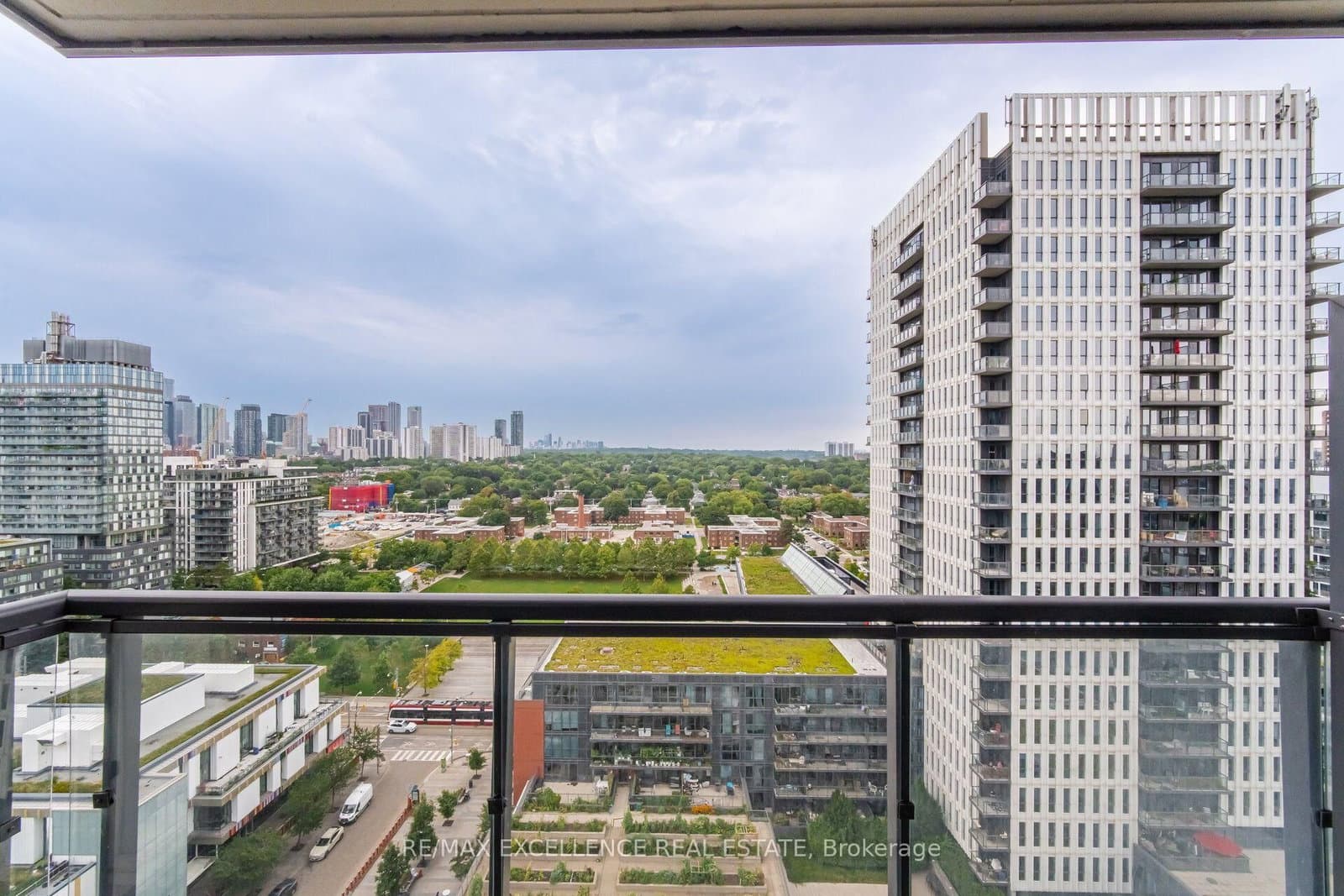 55 Regent Park Boulevard, Unit 1710 thumbnail 25