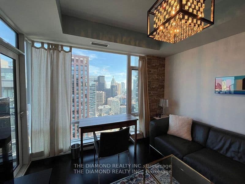 21 Widmer Street, Unit 4208 thumbnail 11