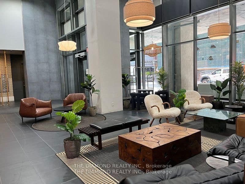 21 Widmer Street, Unit 4208 thumbnail 2