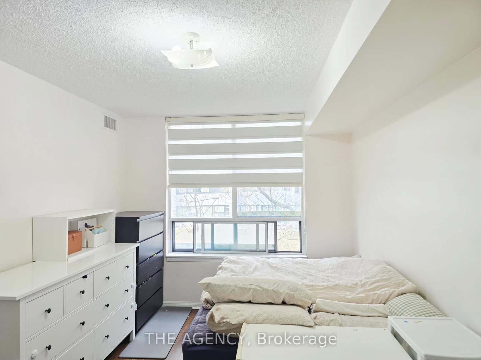5940 Yonge Street, Unit 207 thumbnail 4