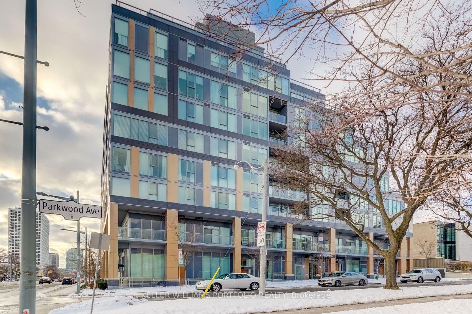 6 Parkwood Avenue, Unit 516 - Image 1
