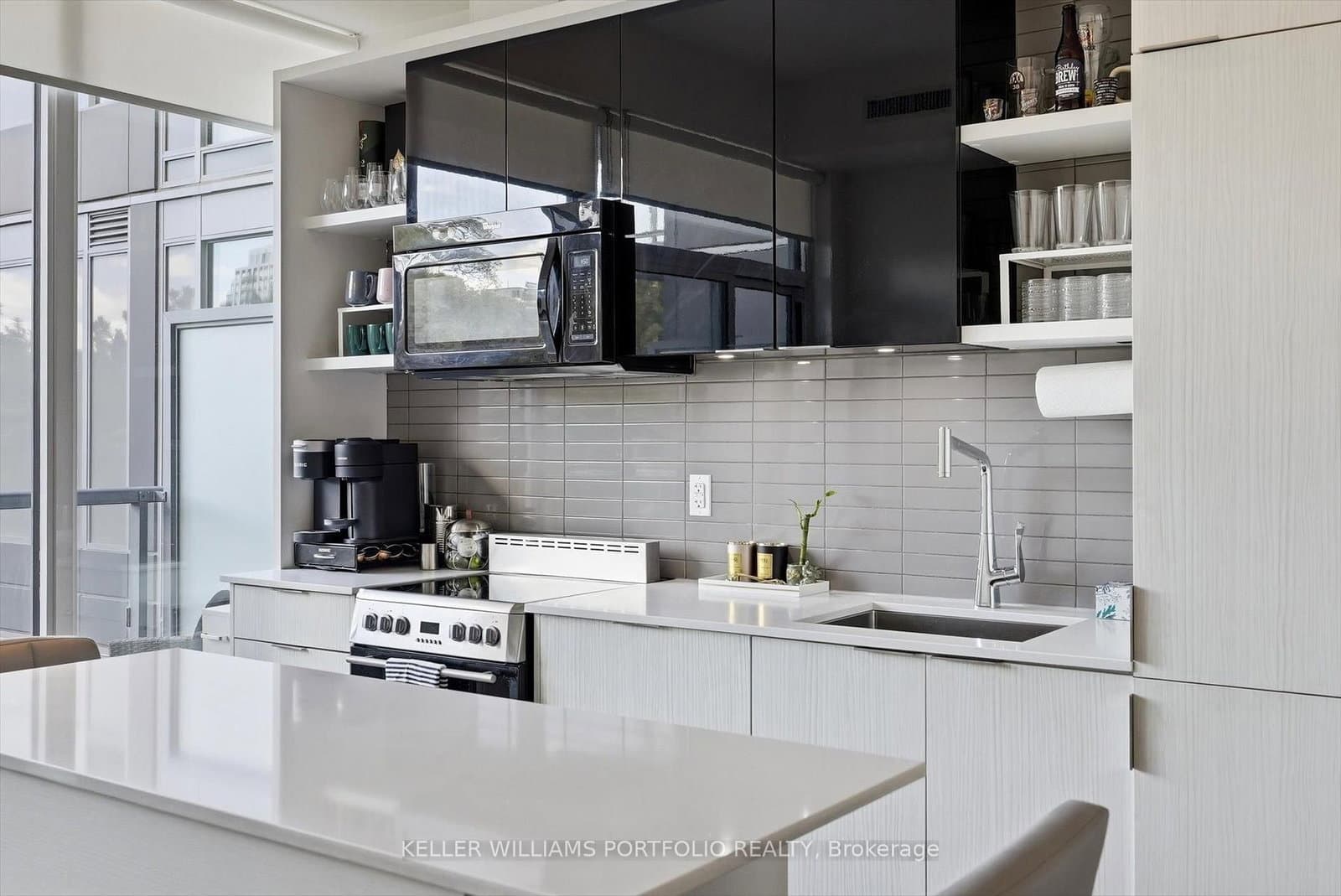 6 Parkwood Avenue, Unit 516 thumbnail 18