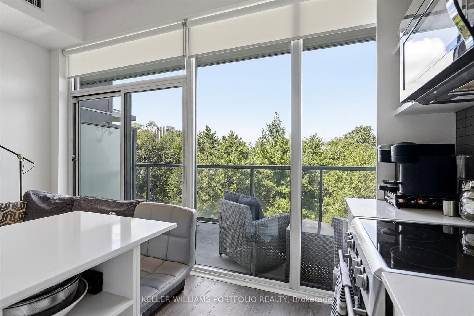 6 Parkwood Avenue, Unit 516 thumbnail 21
