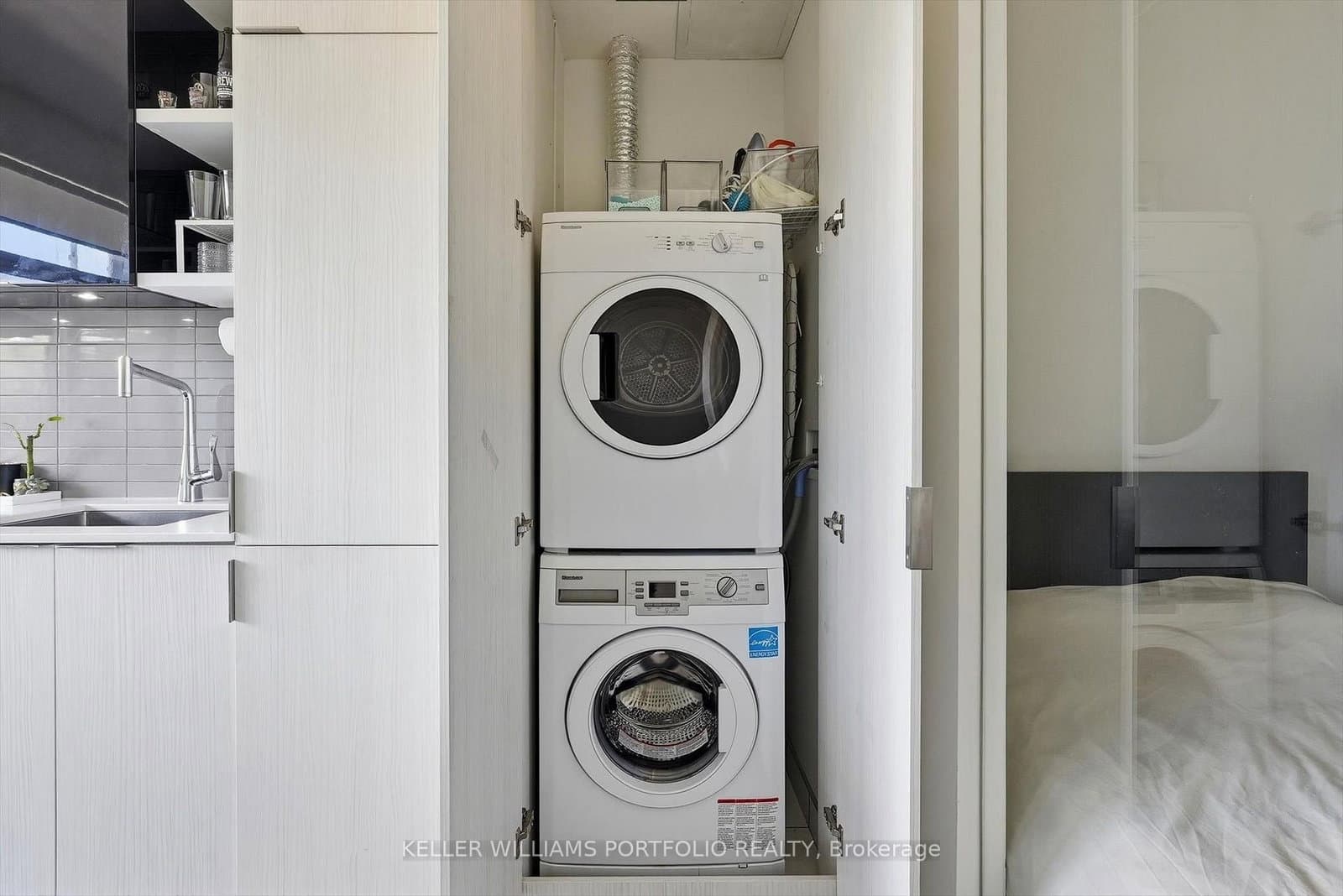 6 Parkwood Avenue, Unit 516 thumbnail 28
