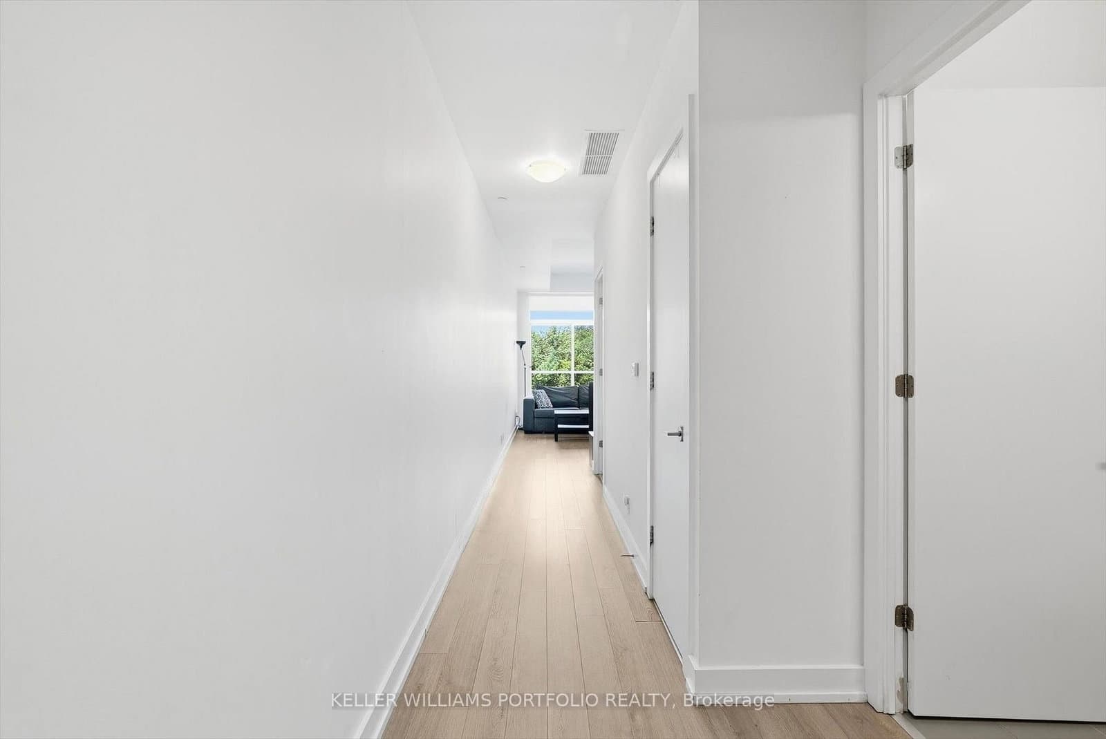 6 Parkwood Avenue, Unit 516 thumbnail 7