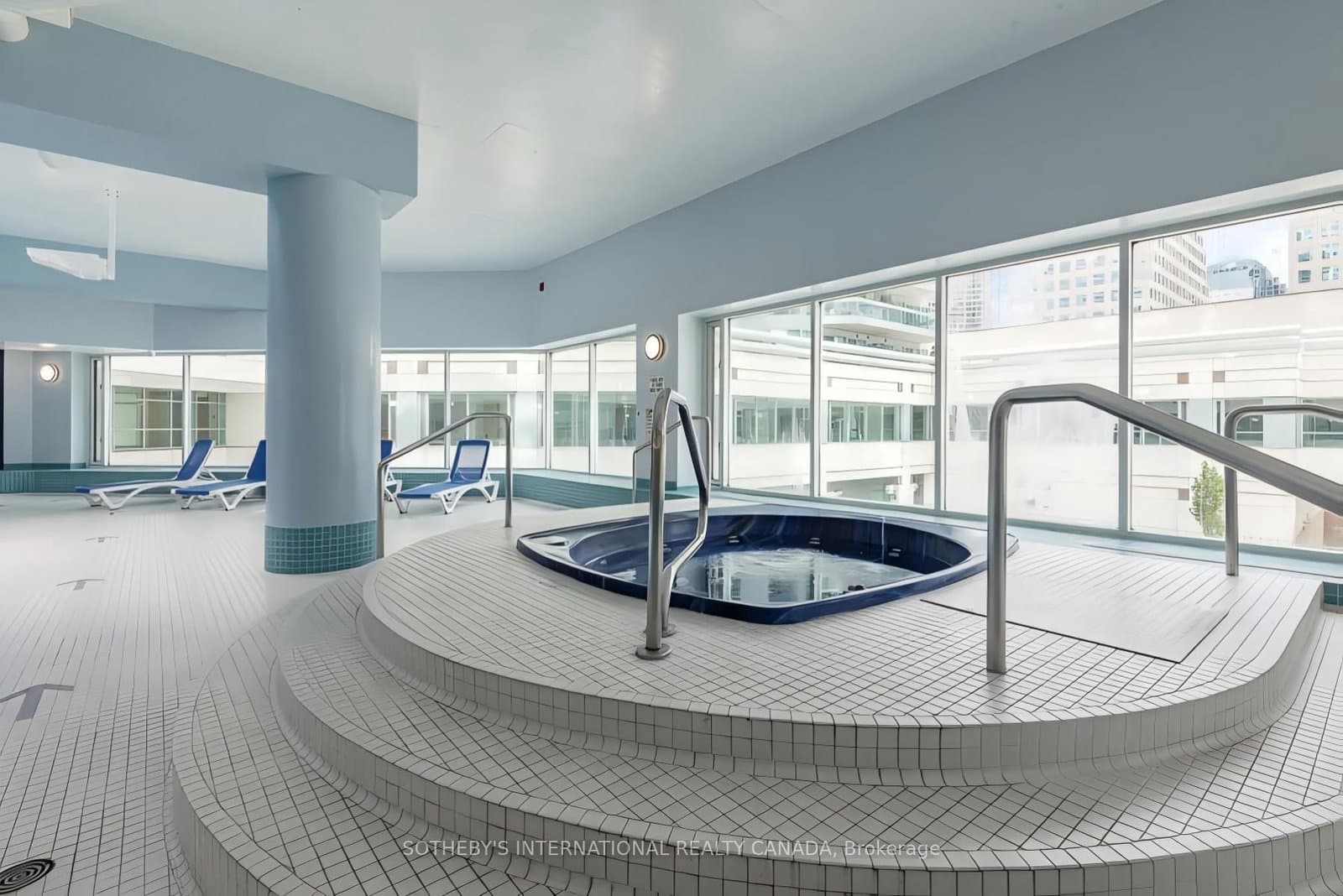 10 Yonge Street, Unit 2809 thumbnail 35