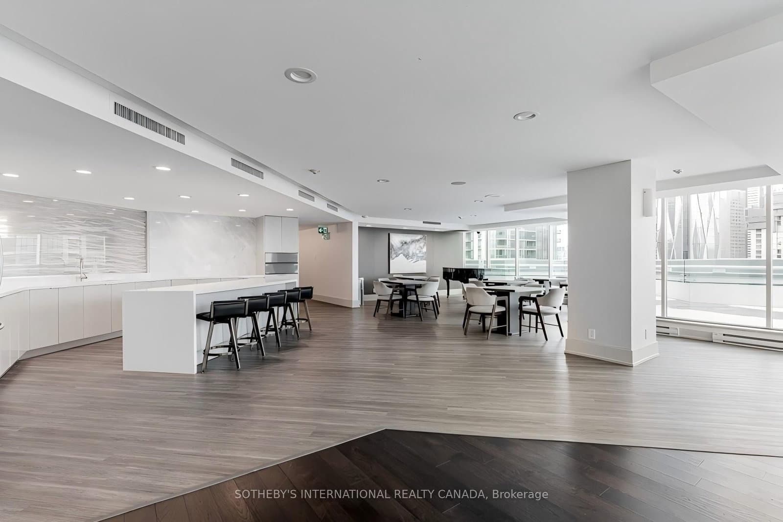 10 Yonge Street, Unit 2809 thumbnail 37