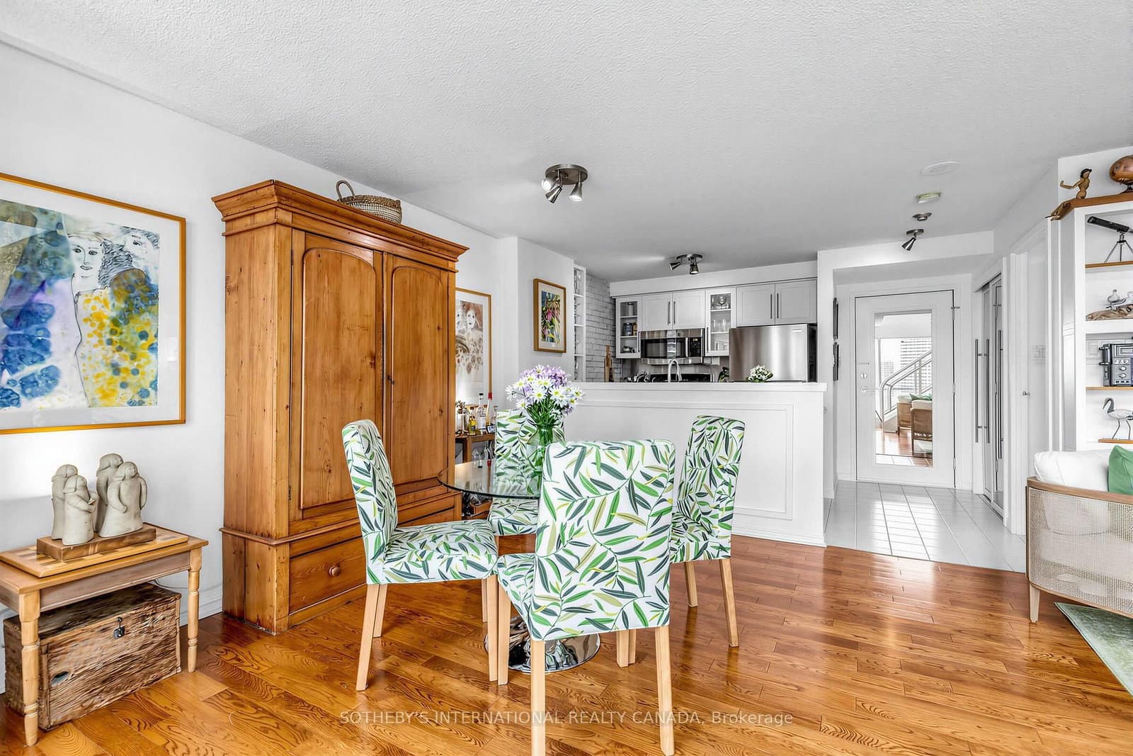 10 Yonge Street, Unit 2809 thumbnail 9