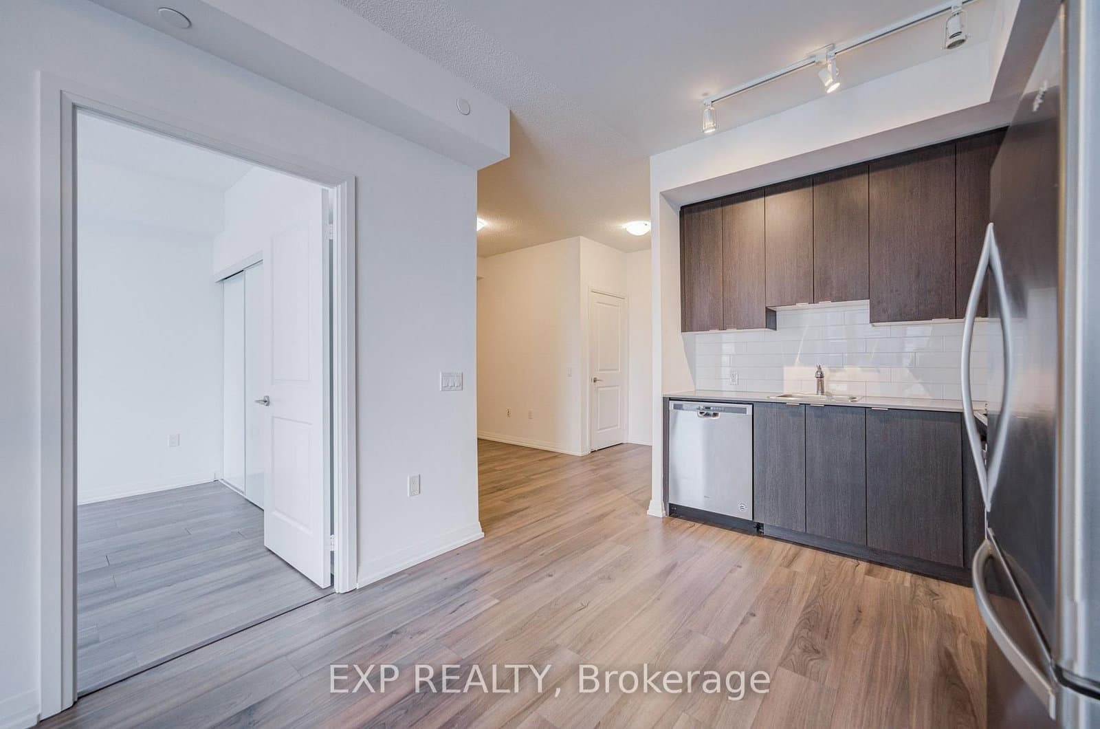 60 Ann O'reilly Road, Unit 1166 thumbnail 13