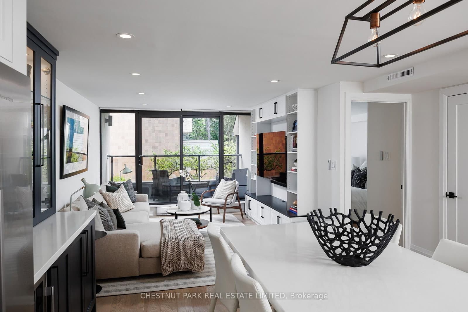 40 Oaklands Avenue, Unit 203 thumbnail 11