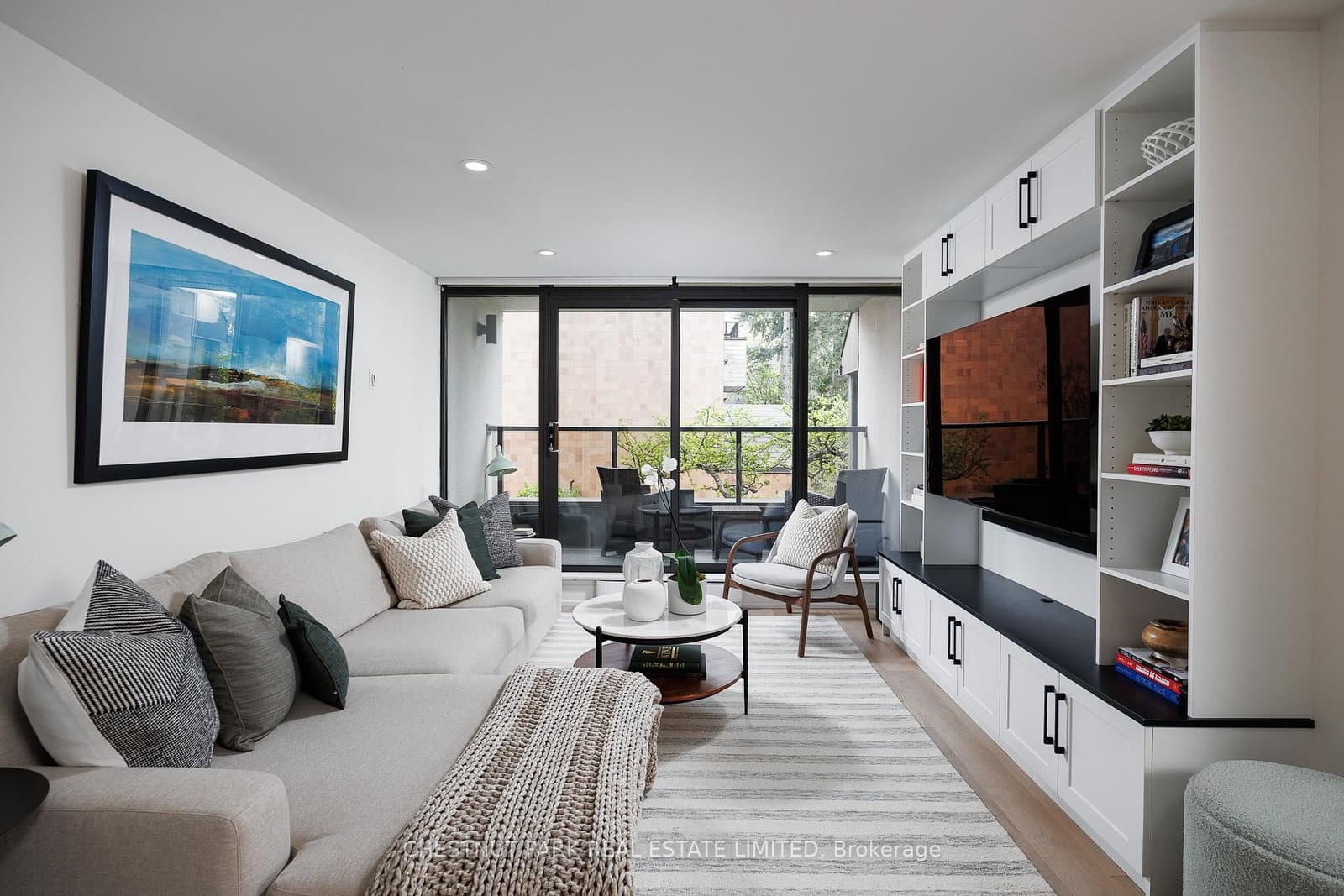 40 Oaklands Avenue, Unit 203 thumbnail 12