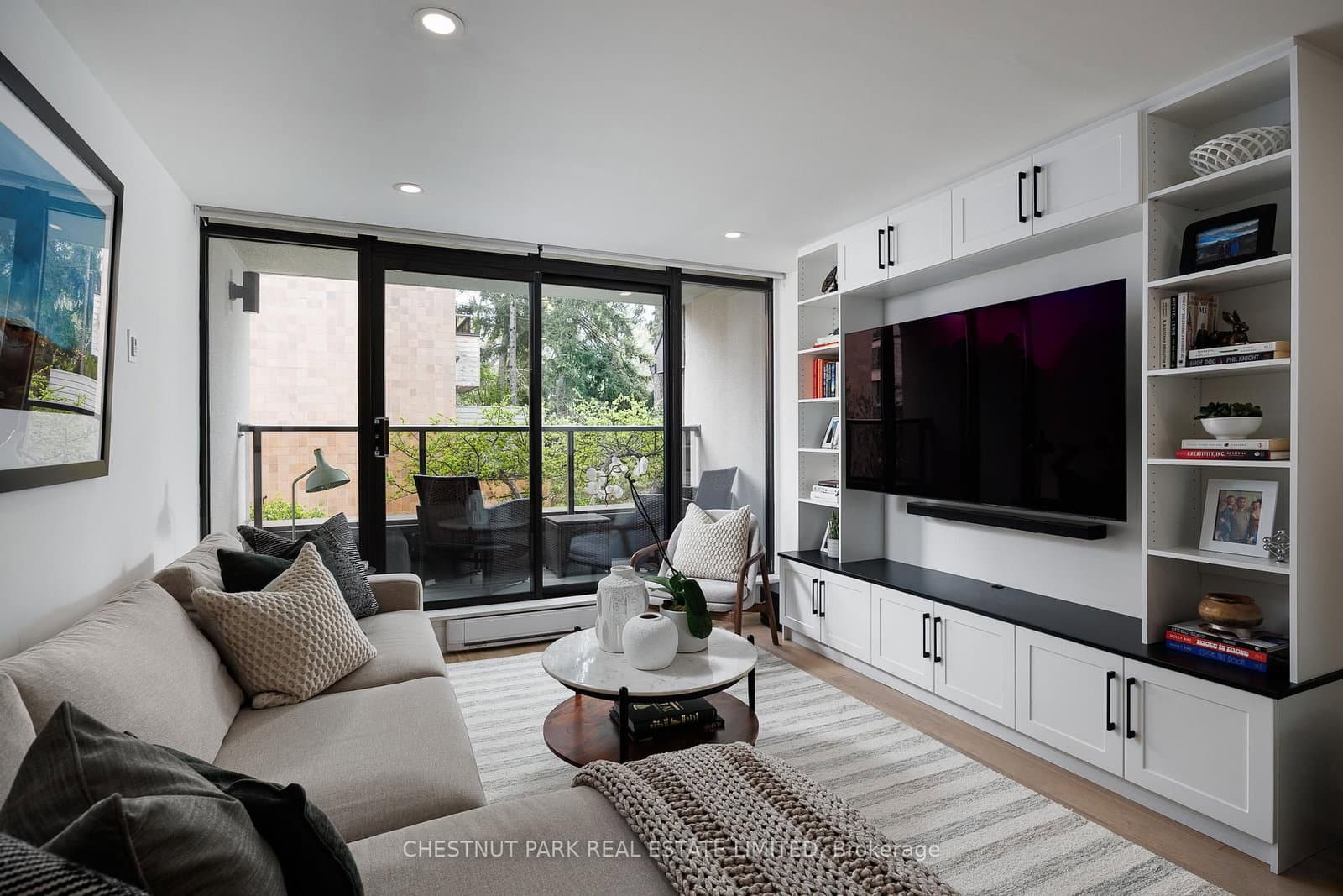 40 Oaklands Avenue, Unit 203 thumbnail 13