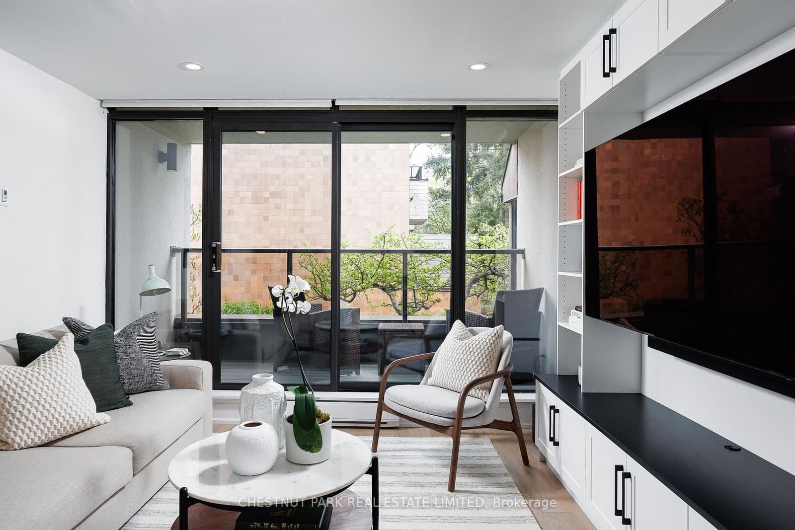 40 Oaklands Avenue, Unit 203 thumbnail 14
