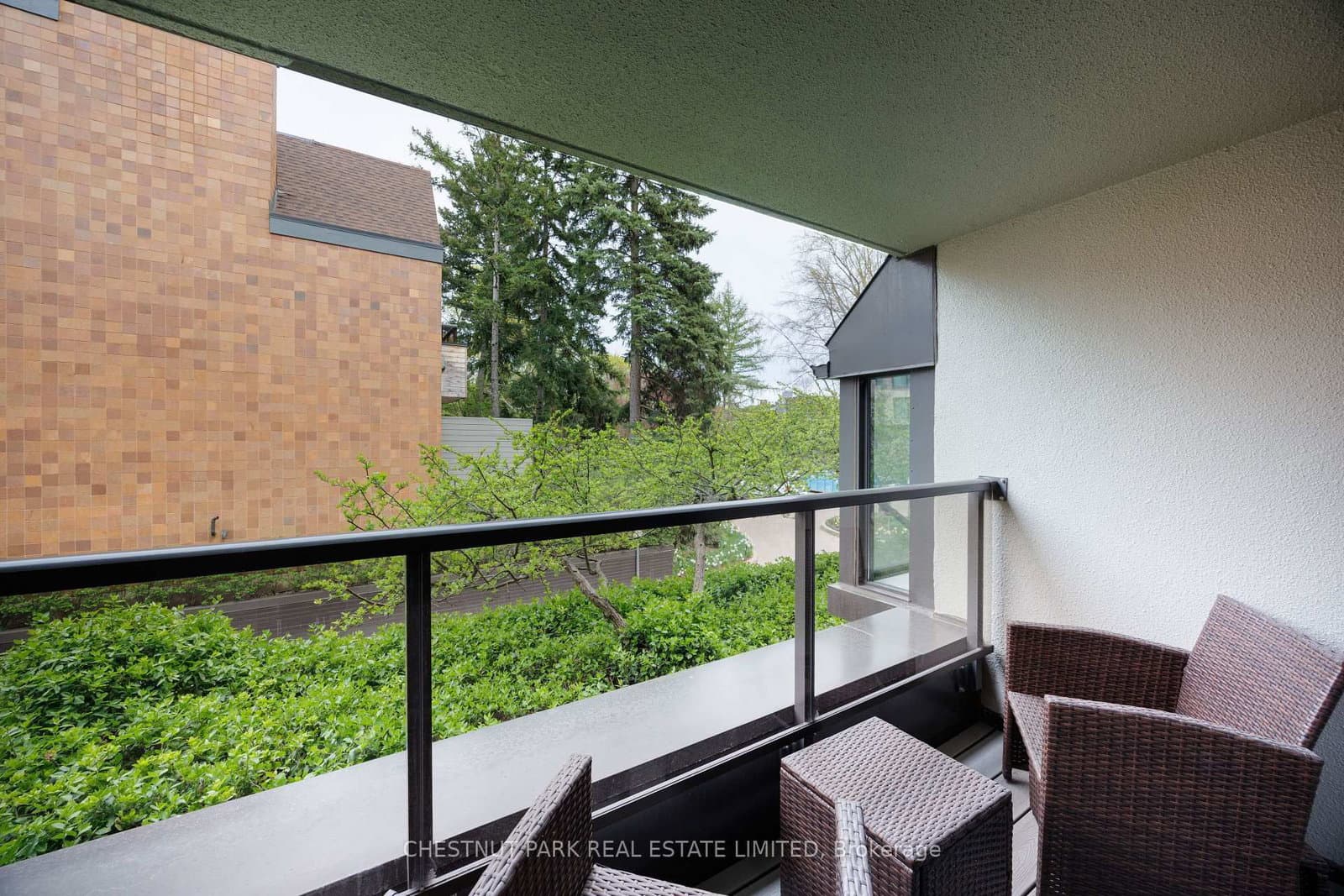 40 Oaklands Avenue, Unit 203 thumbnail 15