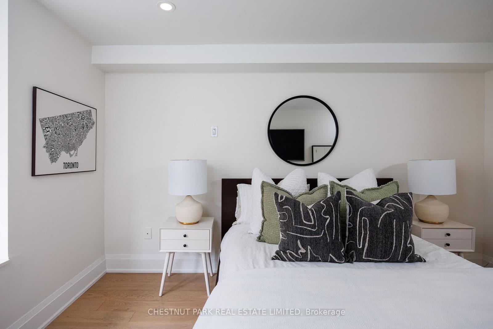 40 Oaklands Avenue, Unit 203 thumbnail 20