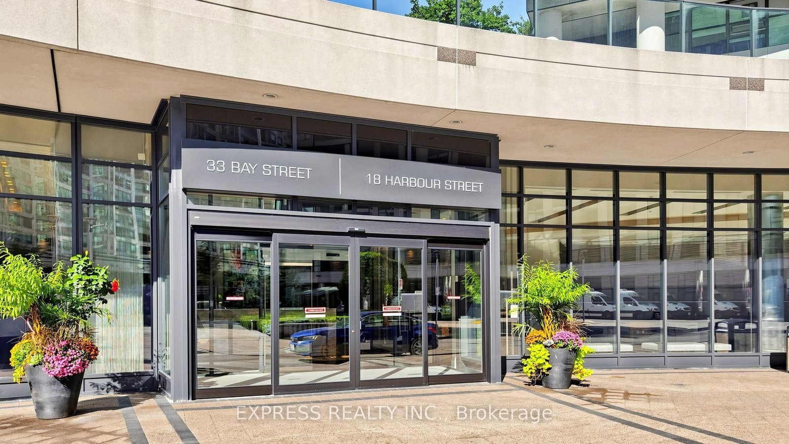 33 Bay Street, Unit 4207 thumbnail 3