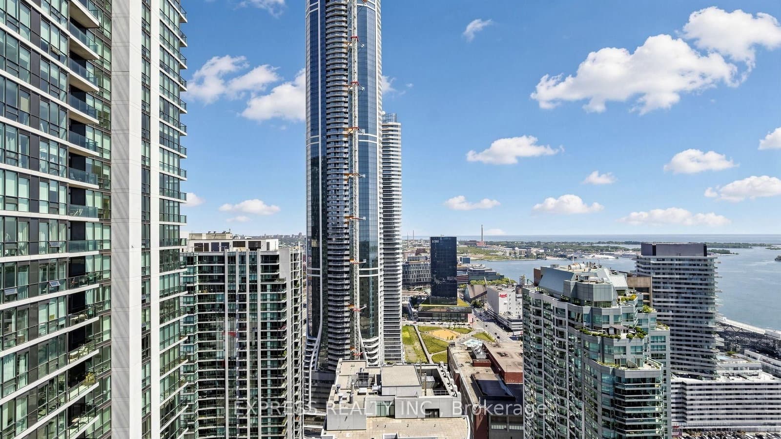33 Bay Street, Unit 4207 thumbnail 41