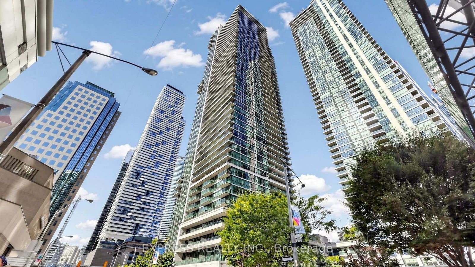 33 Bay Street, Unit 4207 thumbnail 45