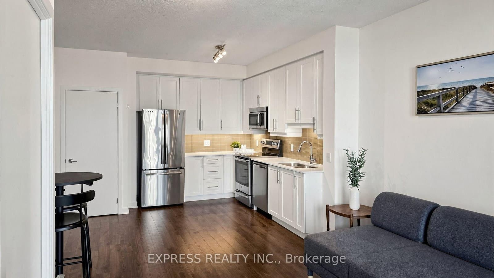 33 Bay Street, Unit 4207 thumbnail 7