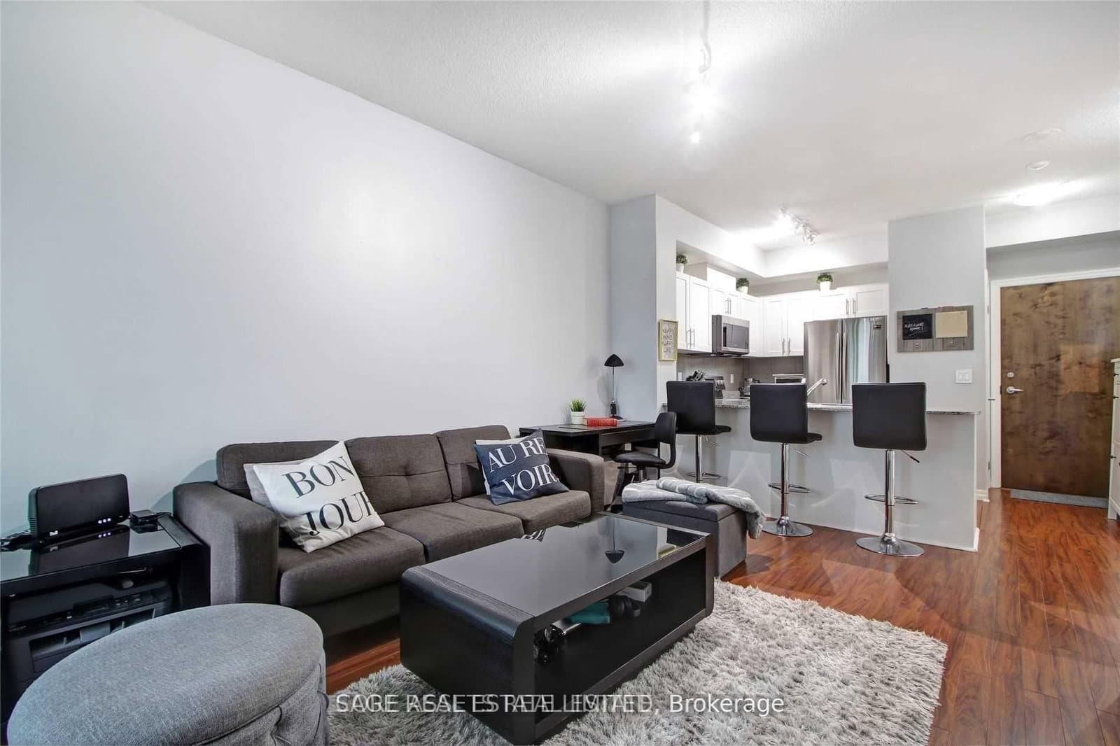 16 Yonge Street, Unit 314 thumbnail 12
