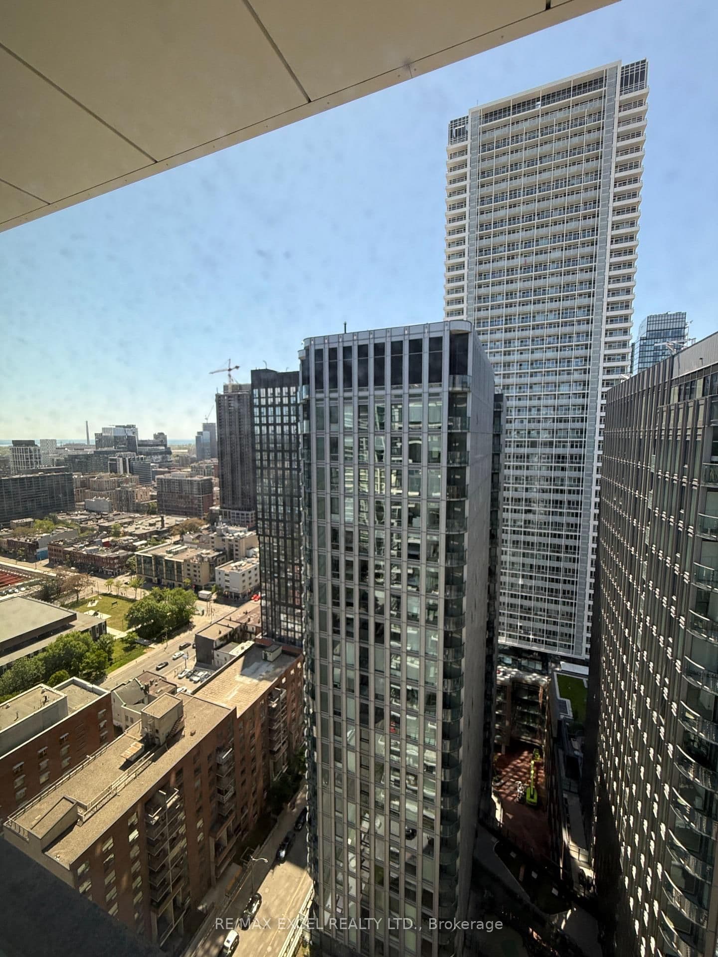77 Shuter Street, Unit Ph02 thumbnail 12