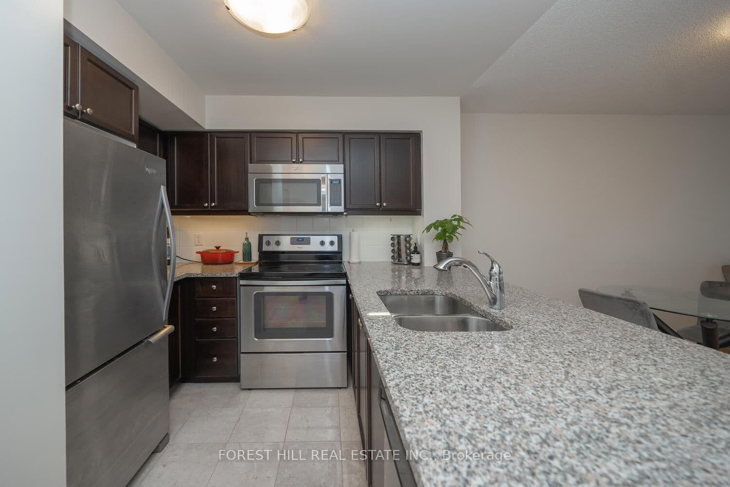 25 Lower Simcoe Street, Unit 1120 thumbnail 10