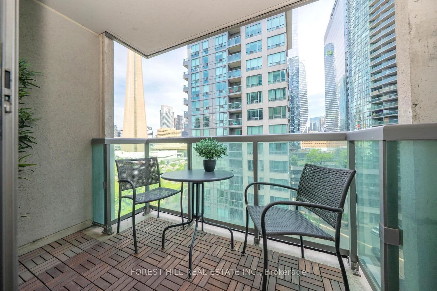 25 Lower Simcoe Street, Unit 1120 thumbnail 16