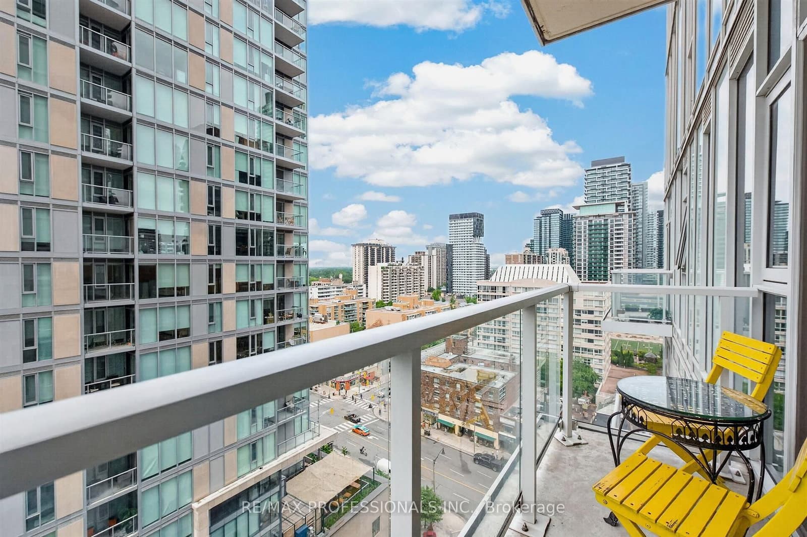 33 Helendale Avenue, Unit 1102 thumbnail 27