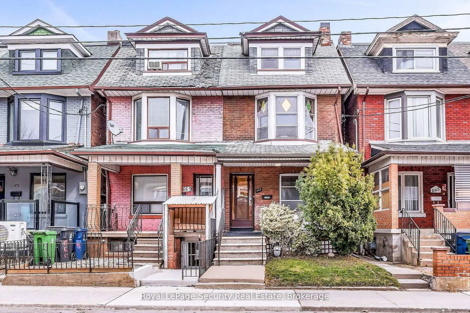 667 Ossington Avenue - Image 1
