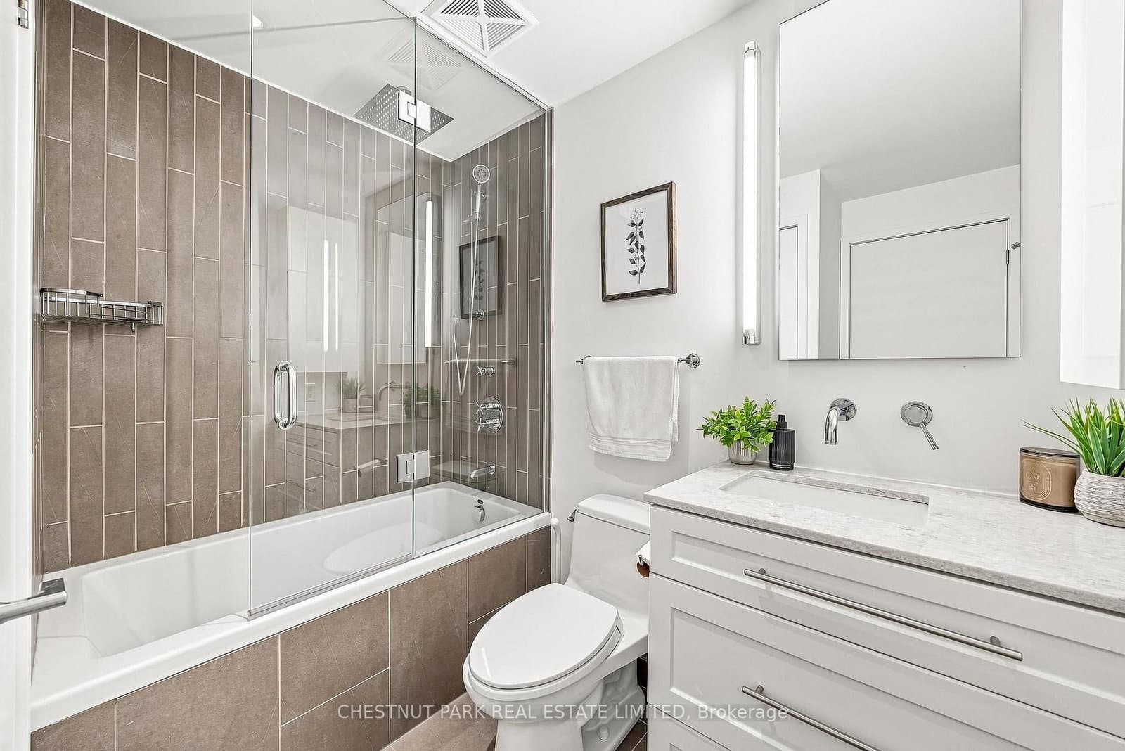 25 Oxley Street, Unit 611 thumbnail 17