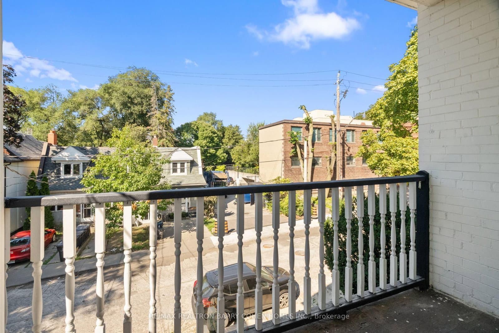 371 Howland Avenue, Unit Upper thumbnail 12