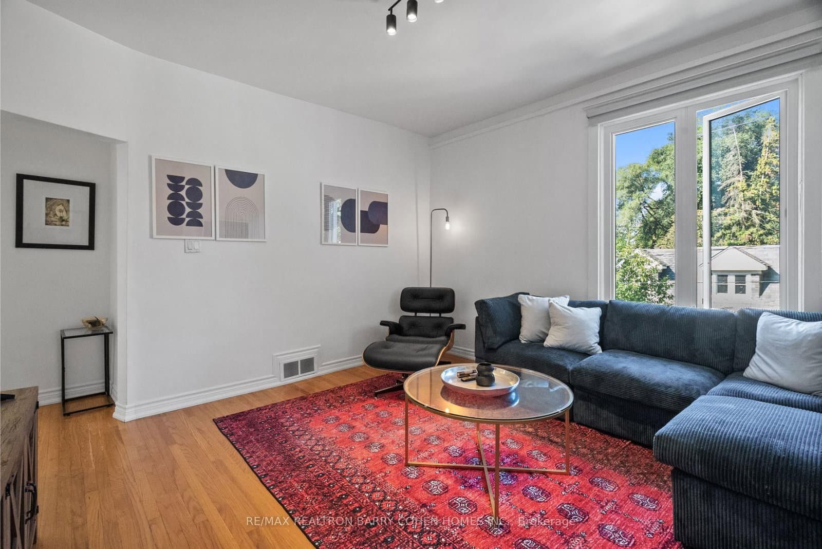 371 Howland Avenue, Unit Upper thumbnail 5