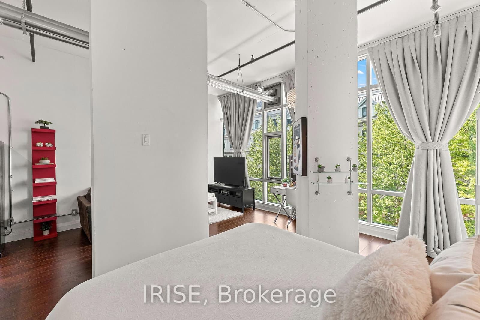 477 Richmond Street W, Unit 305 thumbnail 10