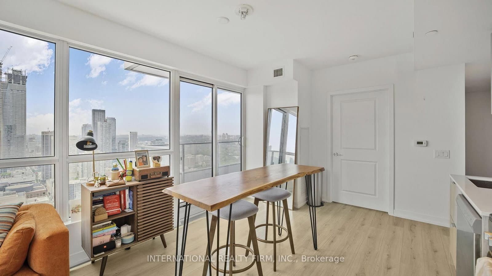 395 Bloor Street E, Unit 4602 thumbnail 6