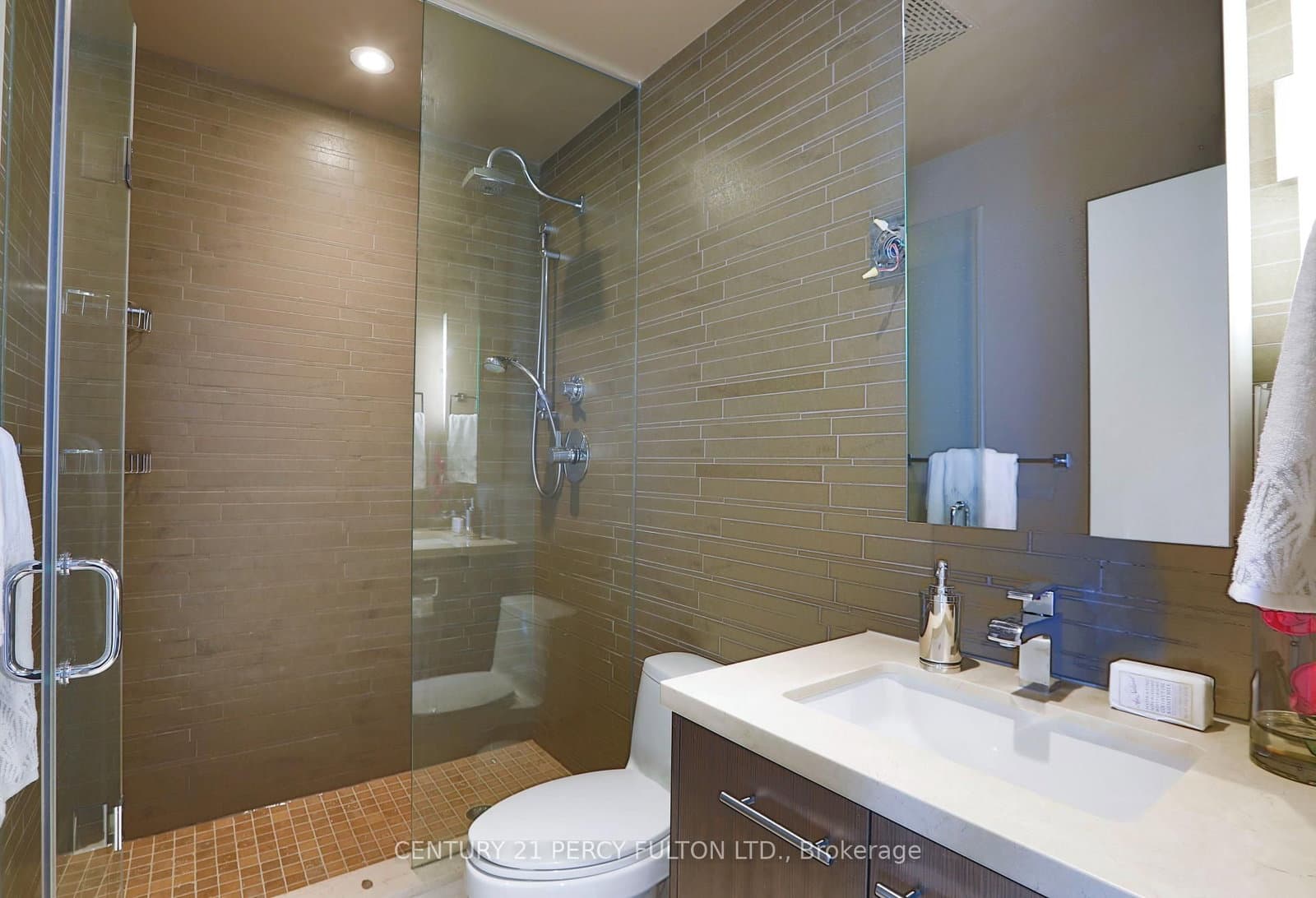 80 John Street, Unit 4002 thumbnail 28