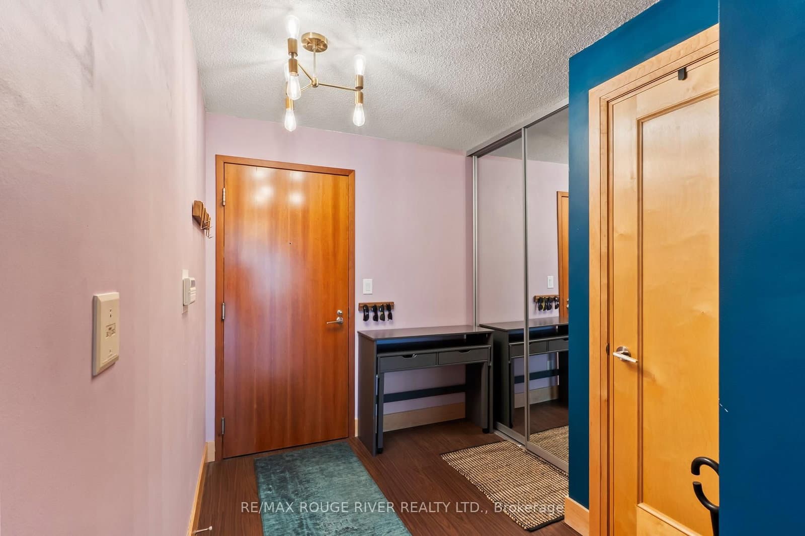 205 Frederick Street, Unit 704 thumbnail 6