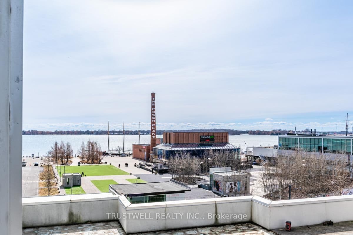 208 Queens Quay W, Unit 511 thumbnail 22