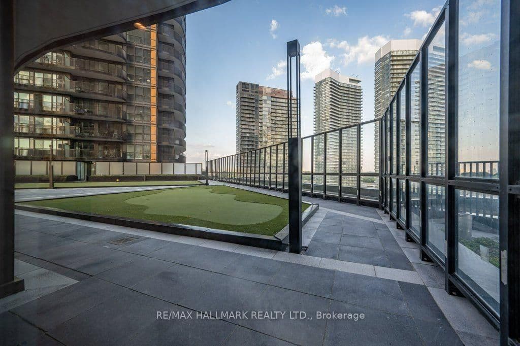 68 Esther Shiner Boulevard, Unit 1601 thumbnail 22