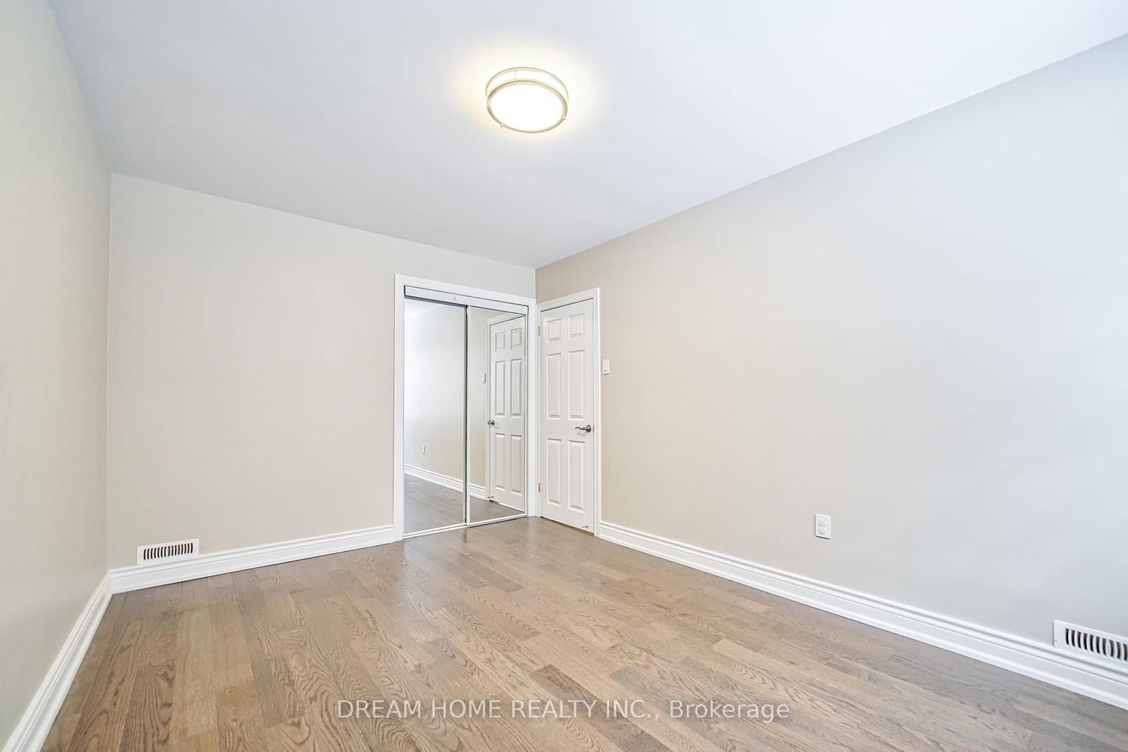 451 Kenneth Avenue, Unit Main thumbnail 18