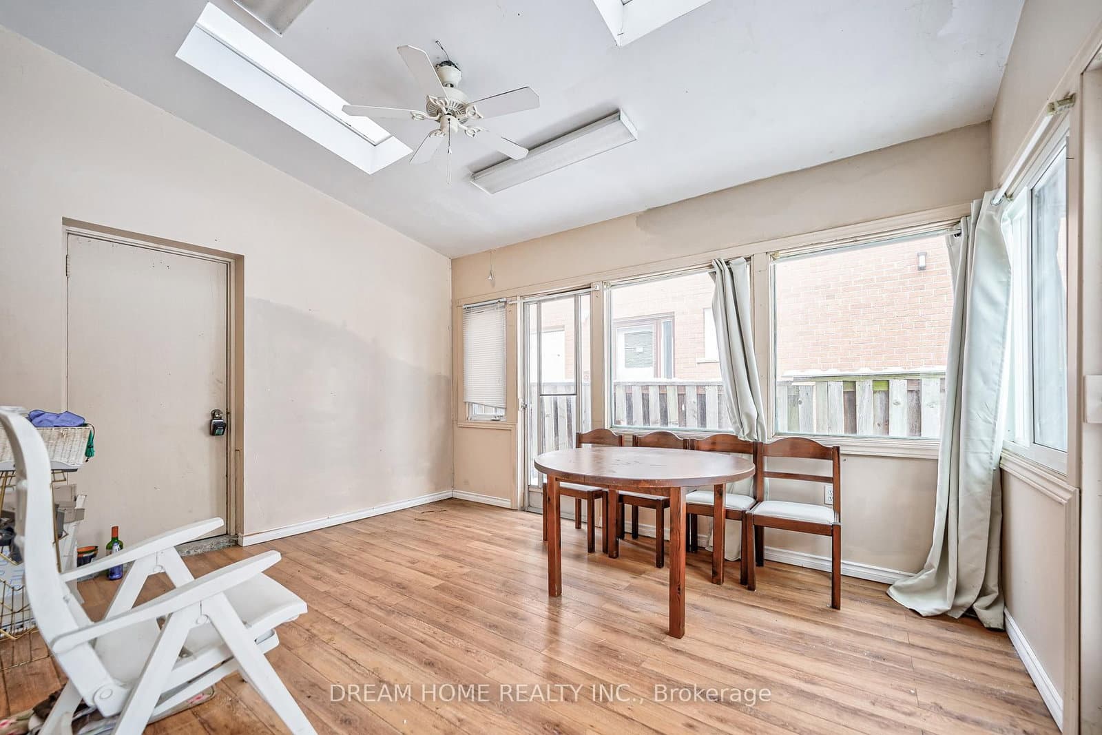 451 Kenneth Avenue, Unit Main thumbnail 24