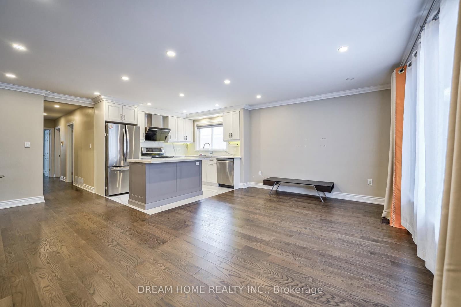451 Kenneth Avenue, Unit Main thumbnail 8