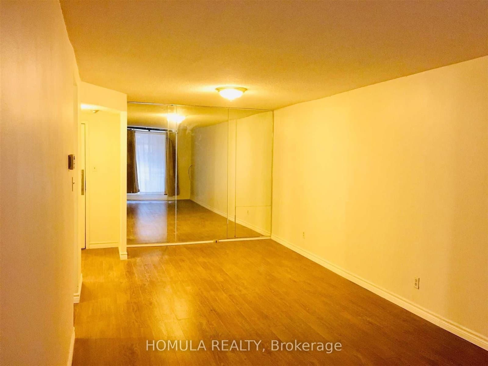 250 Jarvis Street, Unit 101 thumbnail 5