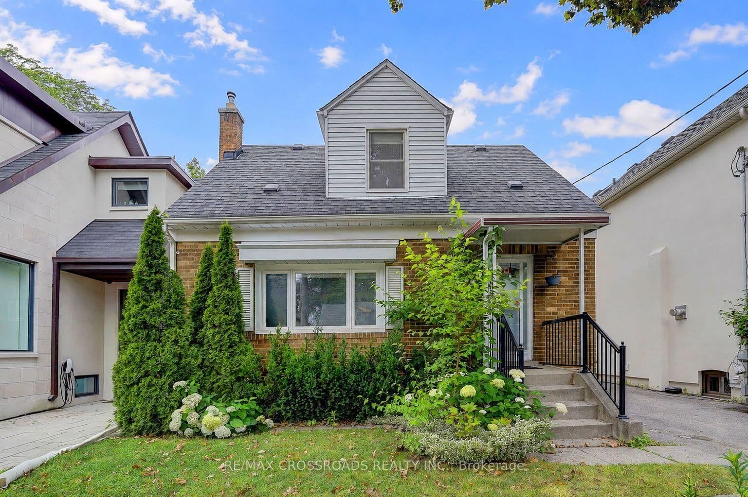 128 Leacrest Road - Image 1