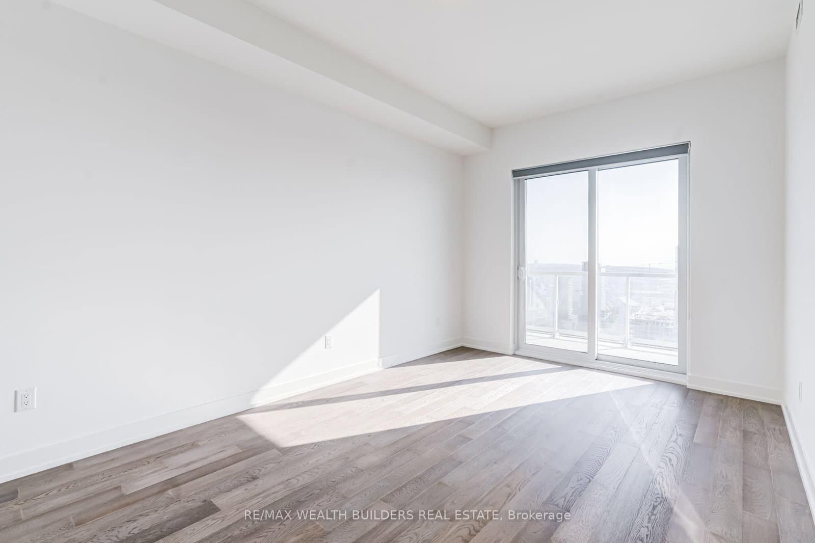 15 Lower Jarvis Street, Unit 4201 thumbnail 32