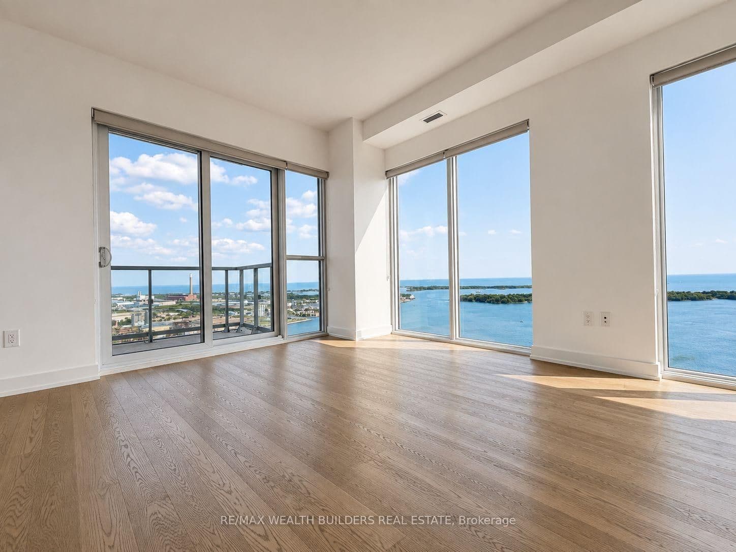 15 Lower Jarvis Street, Unit 4201 thumbnail 4