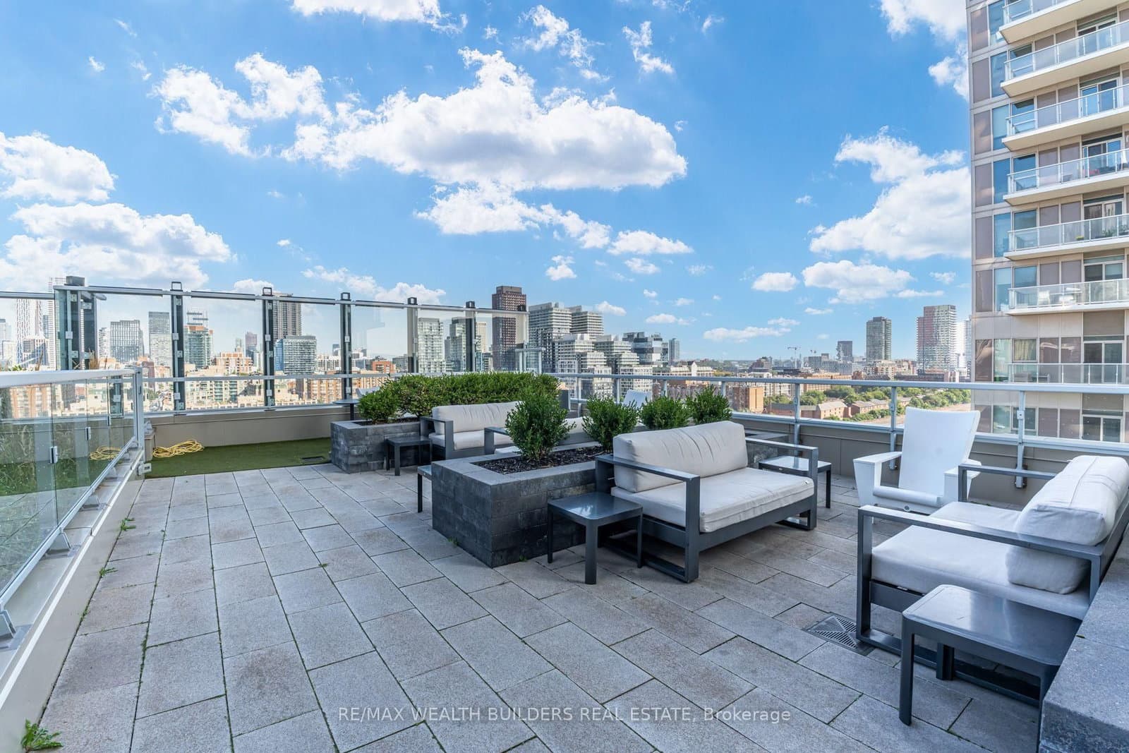 15 Lower Jarvis Street, Unit 4201 thumbnail 40