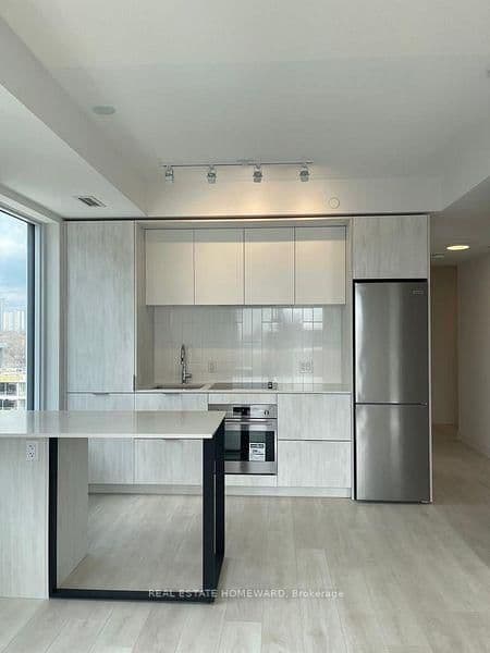 35 Tubman Avenue, Unit 1015 thumbnail 3